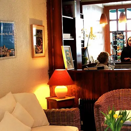 理查迪酒店 2* 卡尔特汉