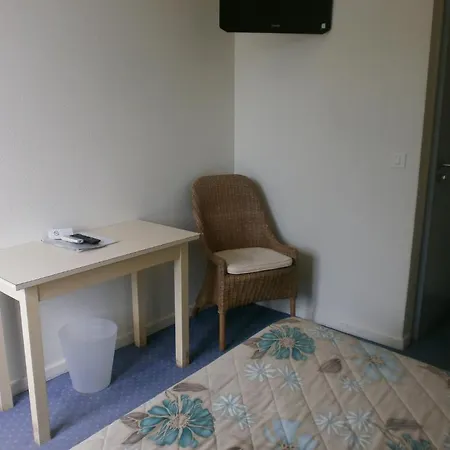 Le Richiardi 2* Каркеран
