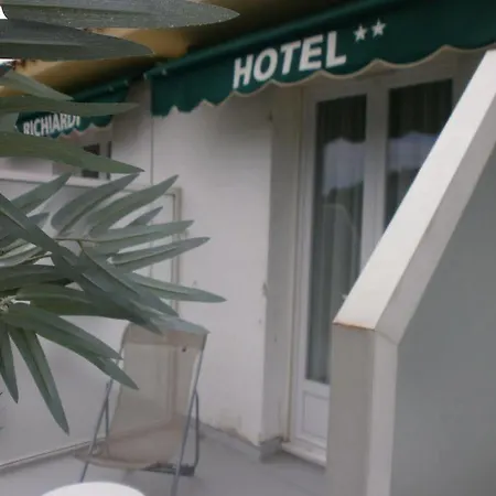 Le Richiardi Hotel 2*