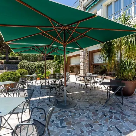 Le Richiardi 2* Каркеран