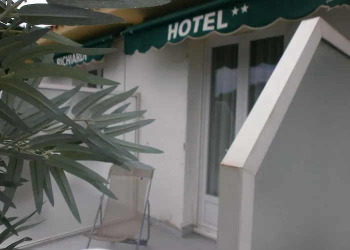 Le Richiardi Hotel 2*